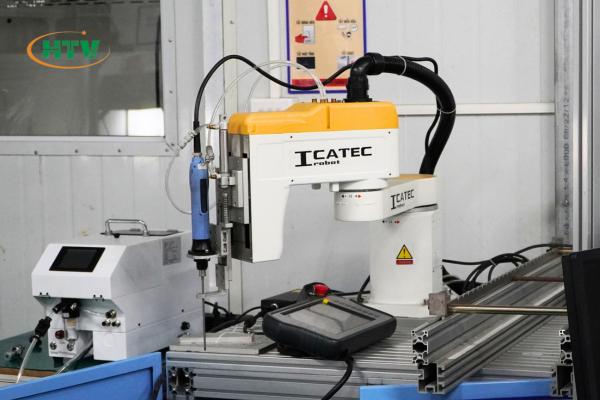Cánh tay robot 3 trục